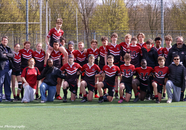 U16